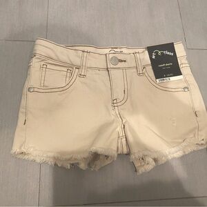 NEW WITH TAGS Target kid girls art class denim shorts! SIZE6-7 offwhitecolor